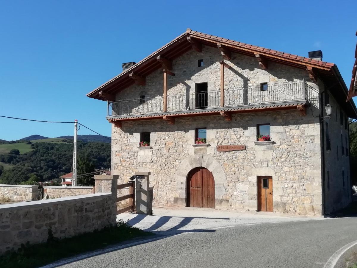 Casa Rural Juangoxenea Ihaben Esterno foto